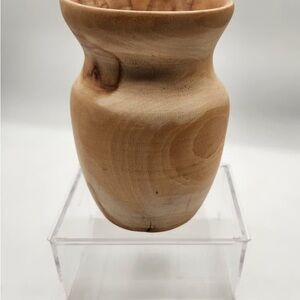 Natural Light Wood Hand Carved Vase / Pencil Pen Desk Holder 6 Inches Hand-made